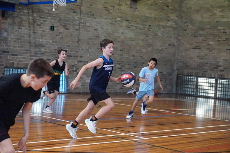 Basketball Training session with Under 14's kids